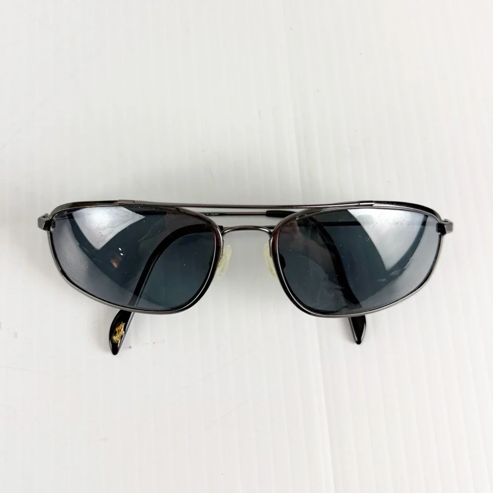 Maui Jim Flexon MJ-303-02 Gunmetal Gray Polarized Sunglasses AS IS